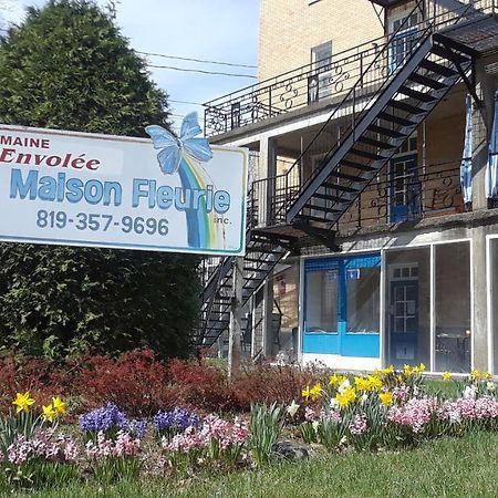Mhotel Domaine L'Envolee- Maison Fleurie Victoriaville Zewnętrze zdjęcie